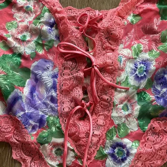 Vintage Victoria's Secret Floral Lace Teddy Size Medium High Cut Leg - Picture 2 of 5